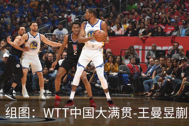 组图：WTT中国大满贯-王曼昱/蒯曼3-1女双问鼎 开心合影奖杯